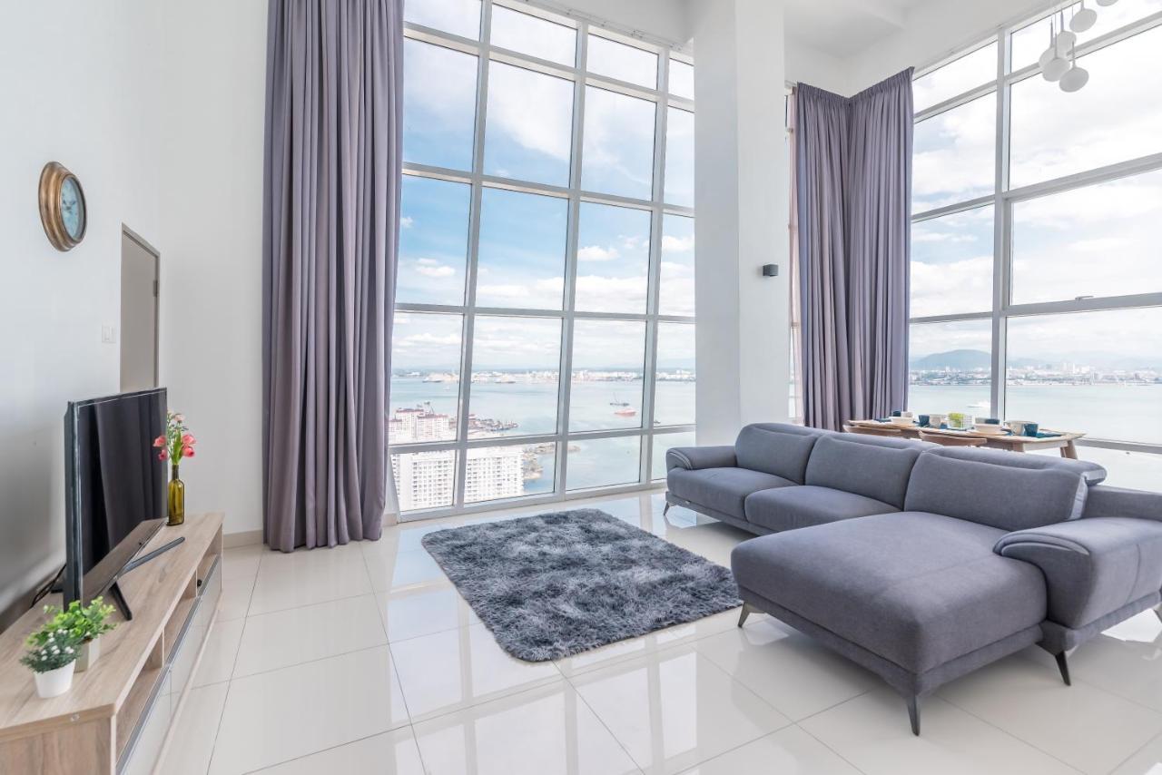 Maritime Penthouse Suite By The Sea George Town Esterno foto